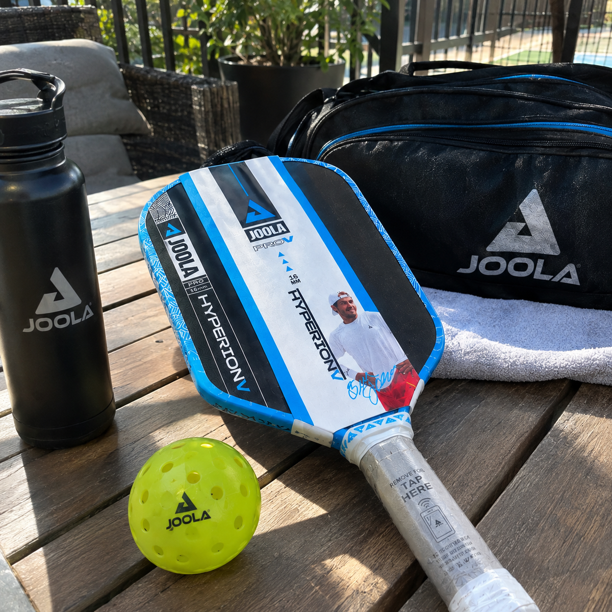 JOOLA Hyperion Pro V 16mm Pickleball Paddle – Bolt Blue | Ben Johns Signature
