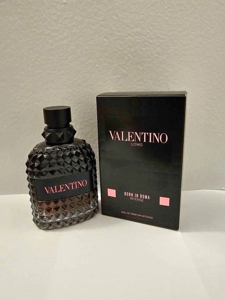 Valentino Born In Roma Intense Eau De Parfum Spray | Luxury Designer Fragrance | Long Lasting Vanilla Amber Perfume